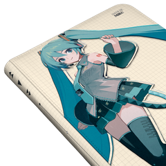 (Preventa 15/09/2026) Binder: PRO 9-Pocket Zippered- Hatsune Miku- Retro Soundscapes