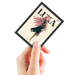 (Preventa 15/09/2026) Deck Protectors in Clear Box: Hatsune Miku- Retro Soundscapes- Luka (100ct)